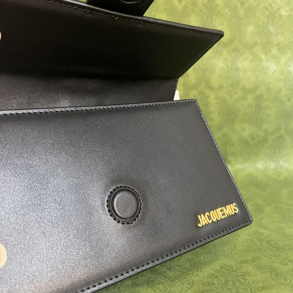 Jacquemus Le grand Bambino Crossbody flap bag - Picture 6 of 8
